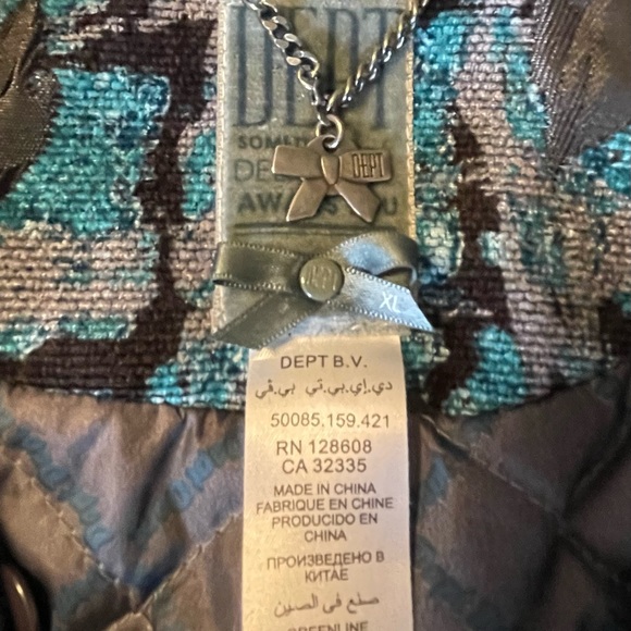 AMAZING coat by DEPT SOMETHING TRULY DELIGHTFUL AWAITS YOU, size XL great detail - Picture 8 of 16